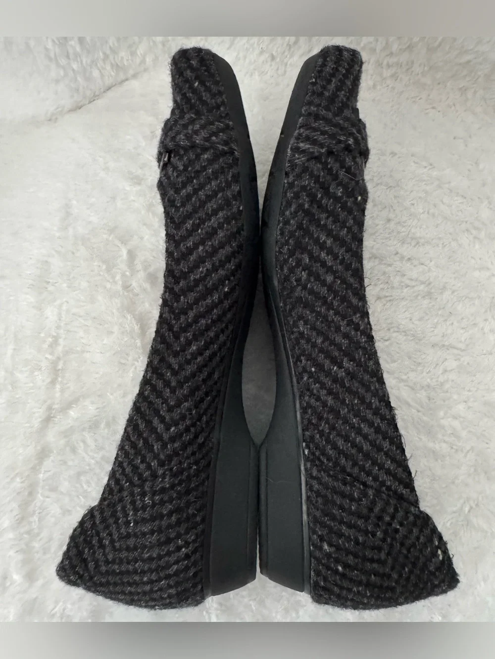Clarks Cushion Soft black/gray herringbone tweed textile flats size 7.5M womens